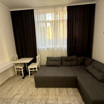 Камянська вул. (Дніпродзержинська), (Будинок 4)