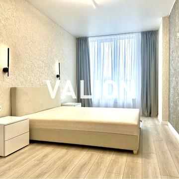 Валеряна Підмогильного вул., 5