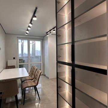 Романа Шухевича вул., 5