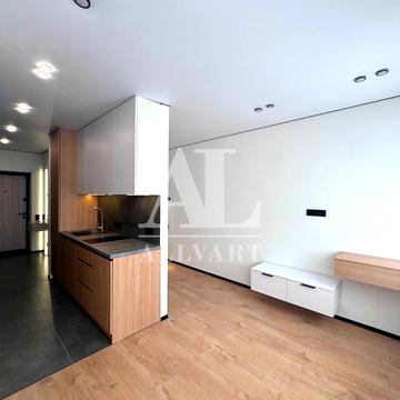 Соборна вул., 2-К/35