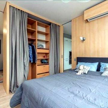 Практична вул., 6