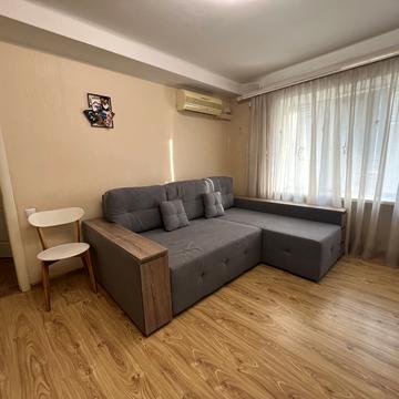 Соборний просп. (Леніна), 133