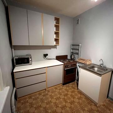 Ревуцького вул., 11-В