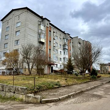 Андрея Шептицького вул., 5