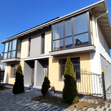 Бузкова вул., 16/4