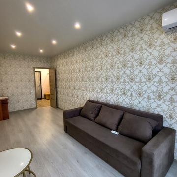 Петропавлівська вул., (Будинок)