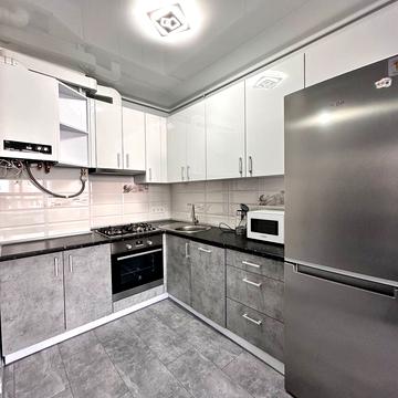 Івана Пулюя вул., 40/13