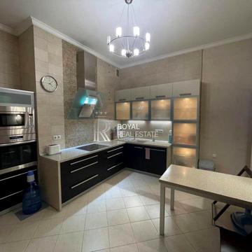 Лютеранська вул., 10-А