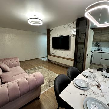 Євгенія Логінова вул. (Крилова), 12/4