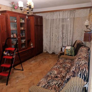 Кавказька вул., 7