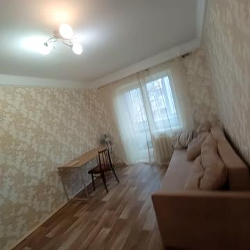 Богатирська вул., 14