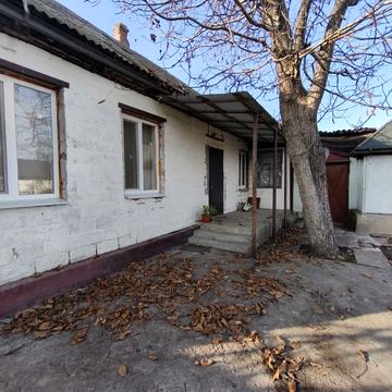 Рильського вул., 51