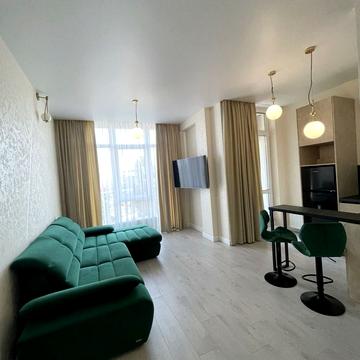 Софіївська вул., 1