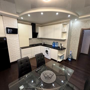 Журавлина вул., 4