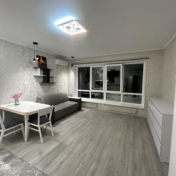 Літературна вул. (Чехова), 27