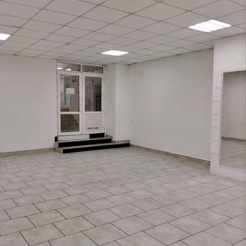 Євгена Коновальця вул., 128