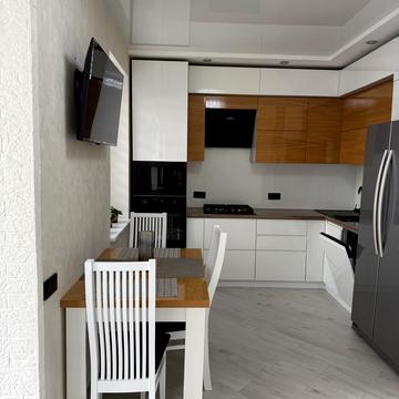 Тисменицька вул., (Будинок)