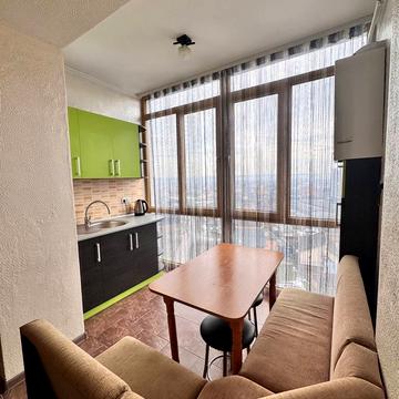 Європейська вул., 2