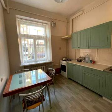 Преображенська вул., 72