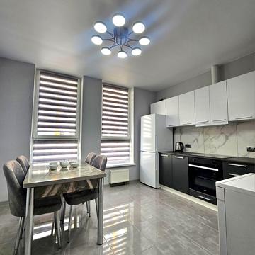 Олеся Бердника вул., 1-В