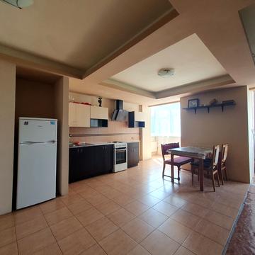 Червоної Калини просп., 93