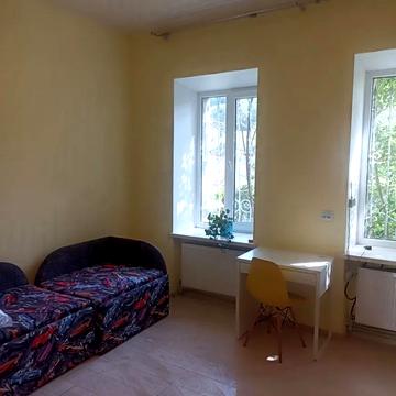 Караїмська вул., 12