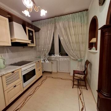 Лесі Українки бульв., 21