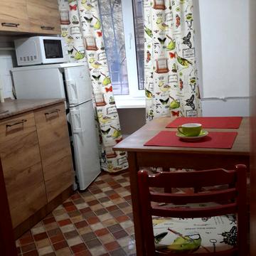 Старокозацька вул. (Комсомольська), 3