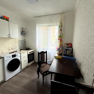 Бориса Тлехаса вул., 81