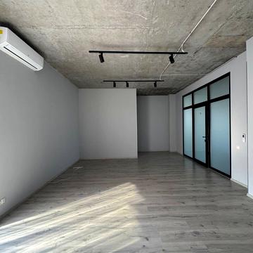 Корятовича пл., 8/1