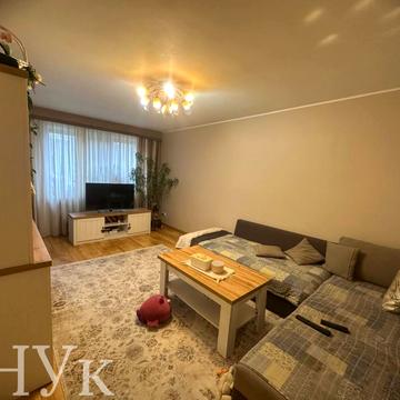 Михайла Грушевського вул., 59