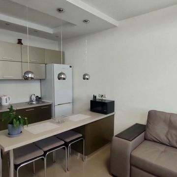 Володимира Івасюка просп. (Героїв Сталінграду), 2-Д