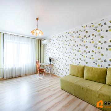 Драгоманова вул., 8-А