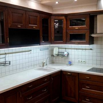 Срібнокільська вул., 1