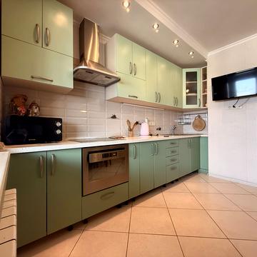 Інженера Бородіна вул. (Сергія Лазо), 6