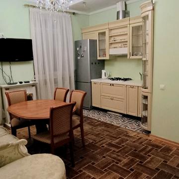 Івана Мазепи вул. (Січневого Повстання), 3-Б