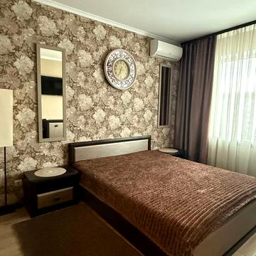 Бориса Гмирі вул., 16