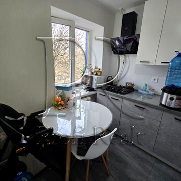 Академіка Шалімова вул. (Героїв Севастополя), 26