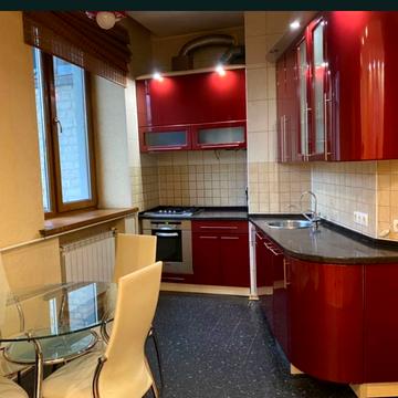 Данилевського вул., 30