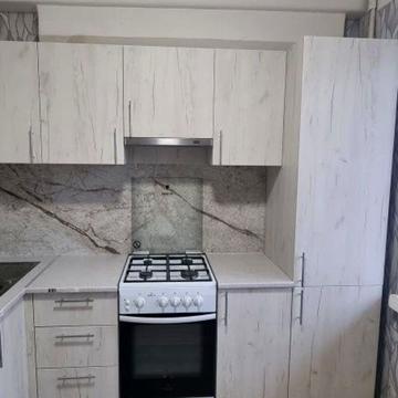 Василя Касіяна вул., 10