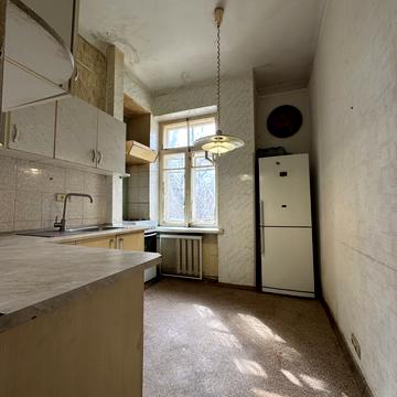 Михайла Грушевського вул., 28/2