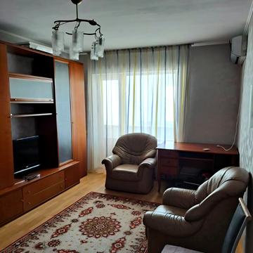 Райдужна вул., 69