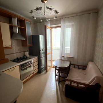 Ревуцького вул., 34-А