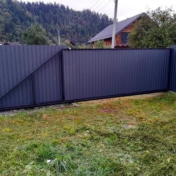 Грушевського вул., 68 б