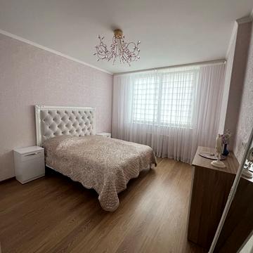 Єлизавети Чавдар вул., 11