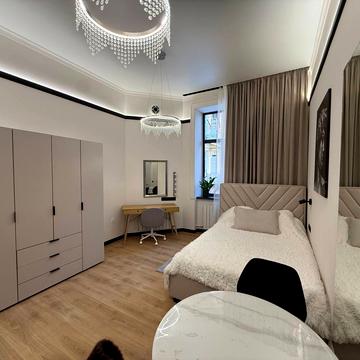 Стрийська вул., 20