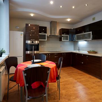 Миколи Руденка бульв. (Кольцова), 14-Е