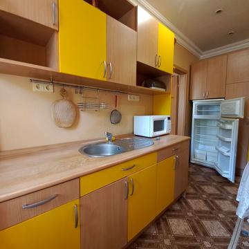 Авіаконструктора Антонова вул., 45