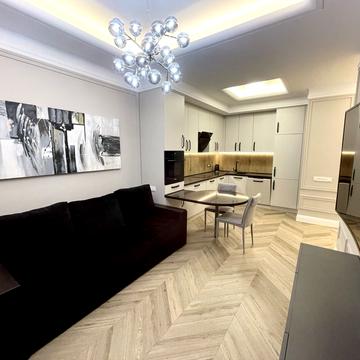 Джона Маккейна вул. (Івана Кудрі), 7