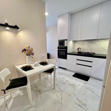 Поліська вул., 9